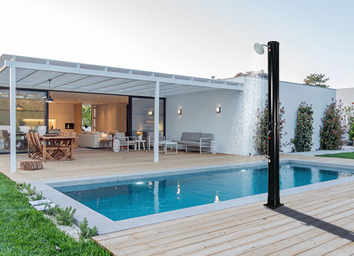 Solární sprcha v bazénu: Kompletní průvodce poradenstvím při nákupu